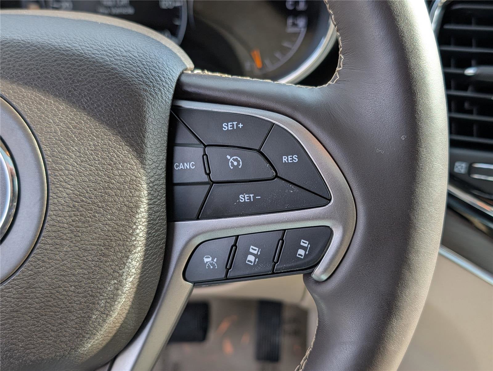 2019 Jeep Grand Cherokee Overland