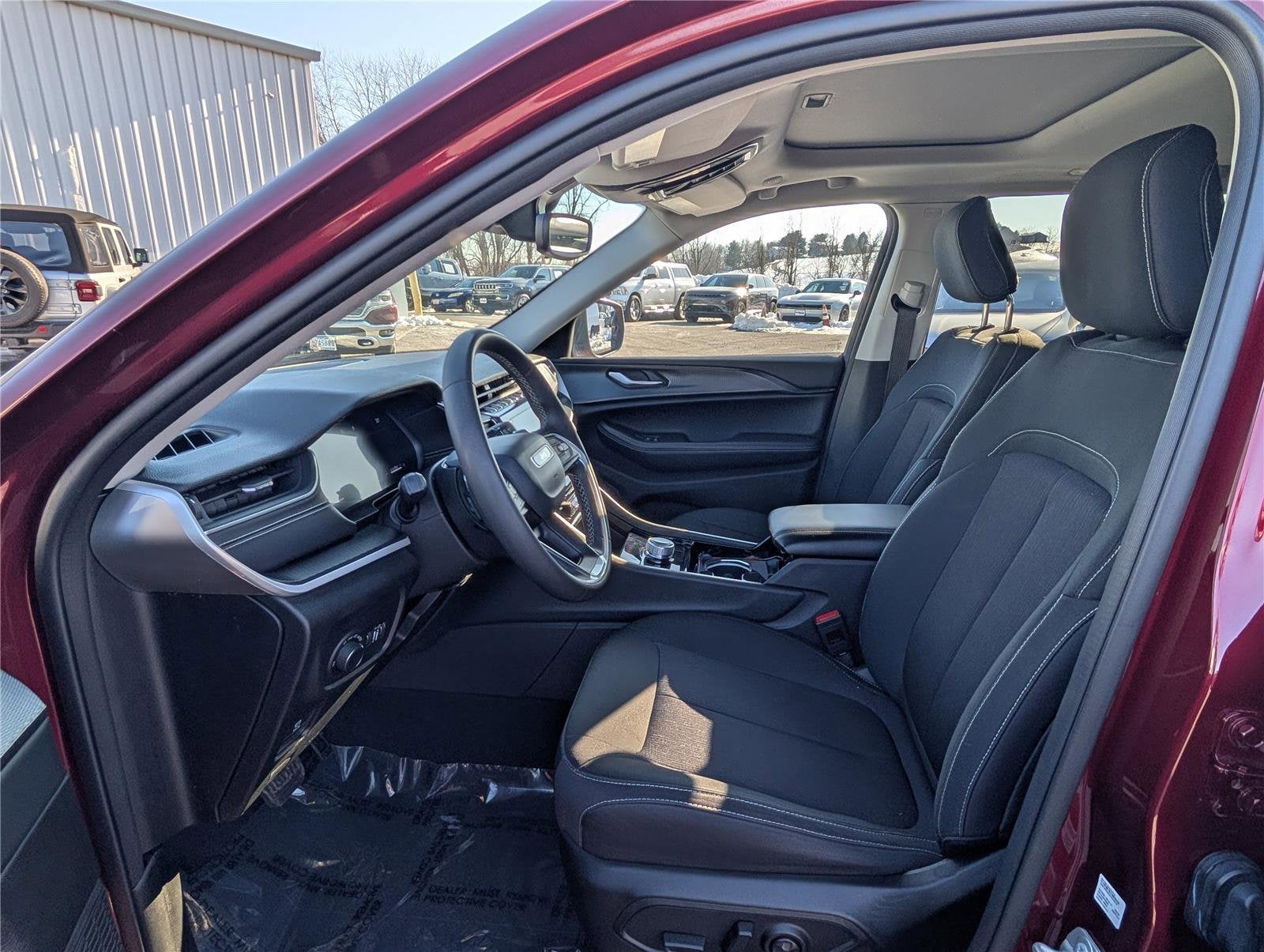 2023 Jeep Grand Cherokee Laredo X