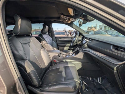 2022 Jeep Grand Cherokee Overland