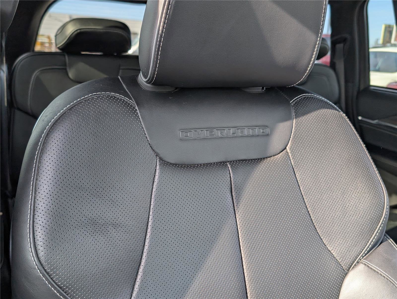 2022 Jeep Grand Cherokee Overland