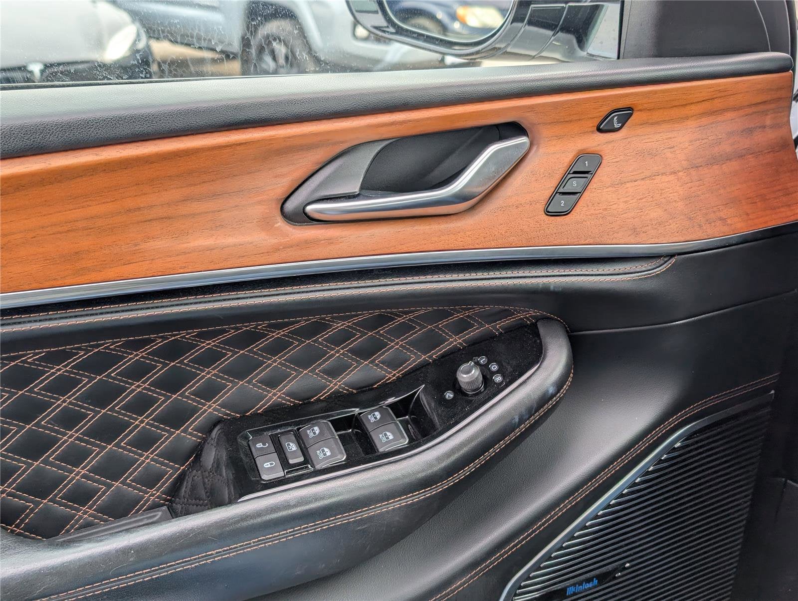 2023 Jeep Grand Cherokee Summit Reserve