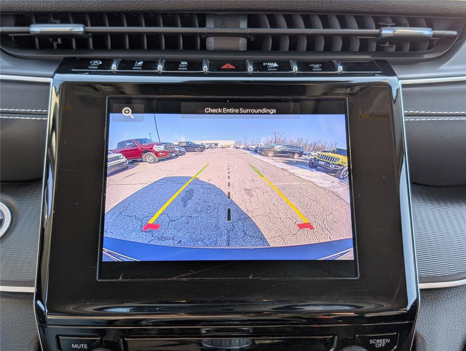 2023 Jeep Grand Cherokee L Laredo