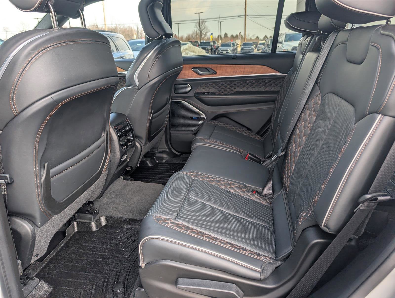 2023 Jeep Grand Cherokee L Summit Reserve
