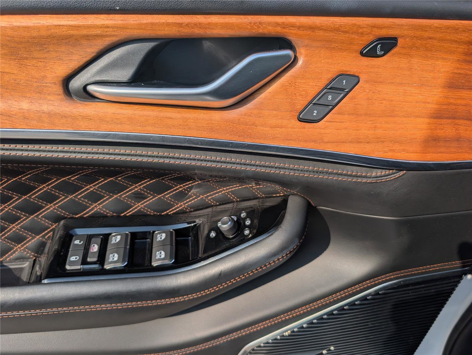 2023 Jeep Grand Cherokee L Summit Reserve