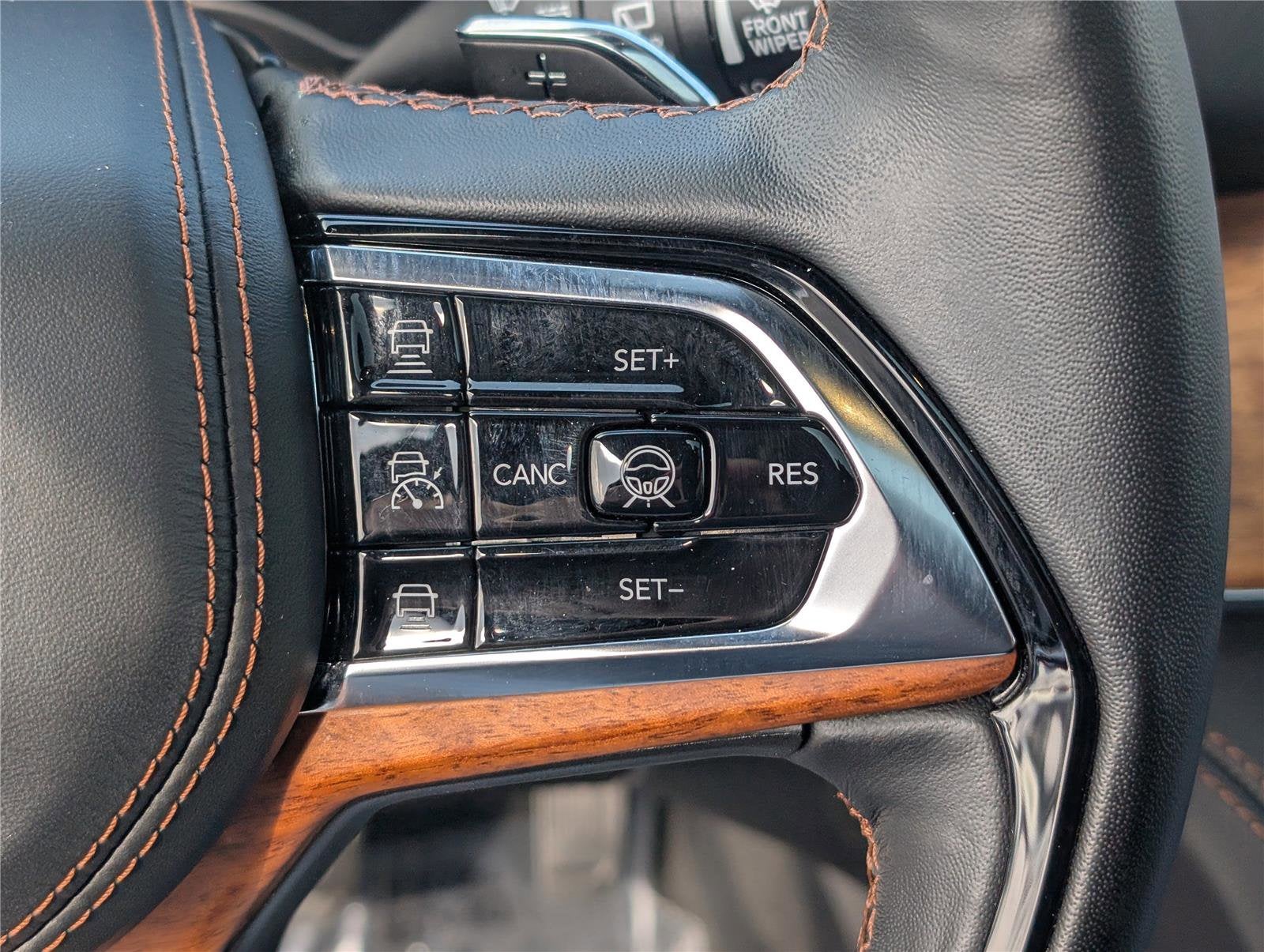 2023 Jeep Grand Cherokee L Summit Reserve