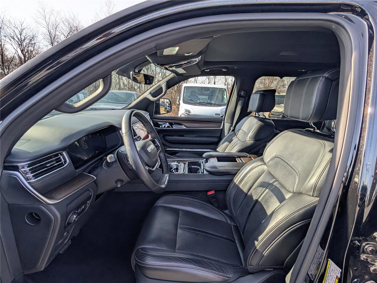 2024 Jeep Grand Wagoneer L 4x4