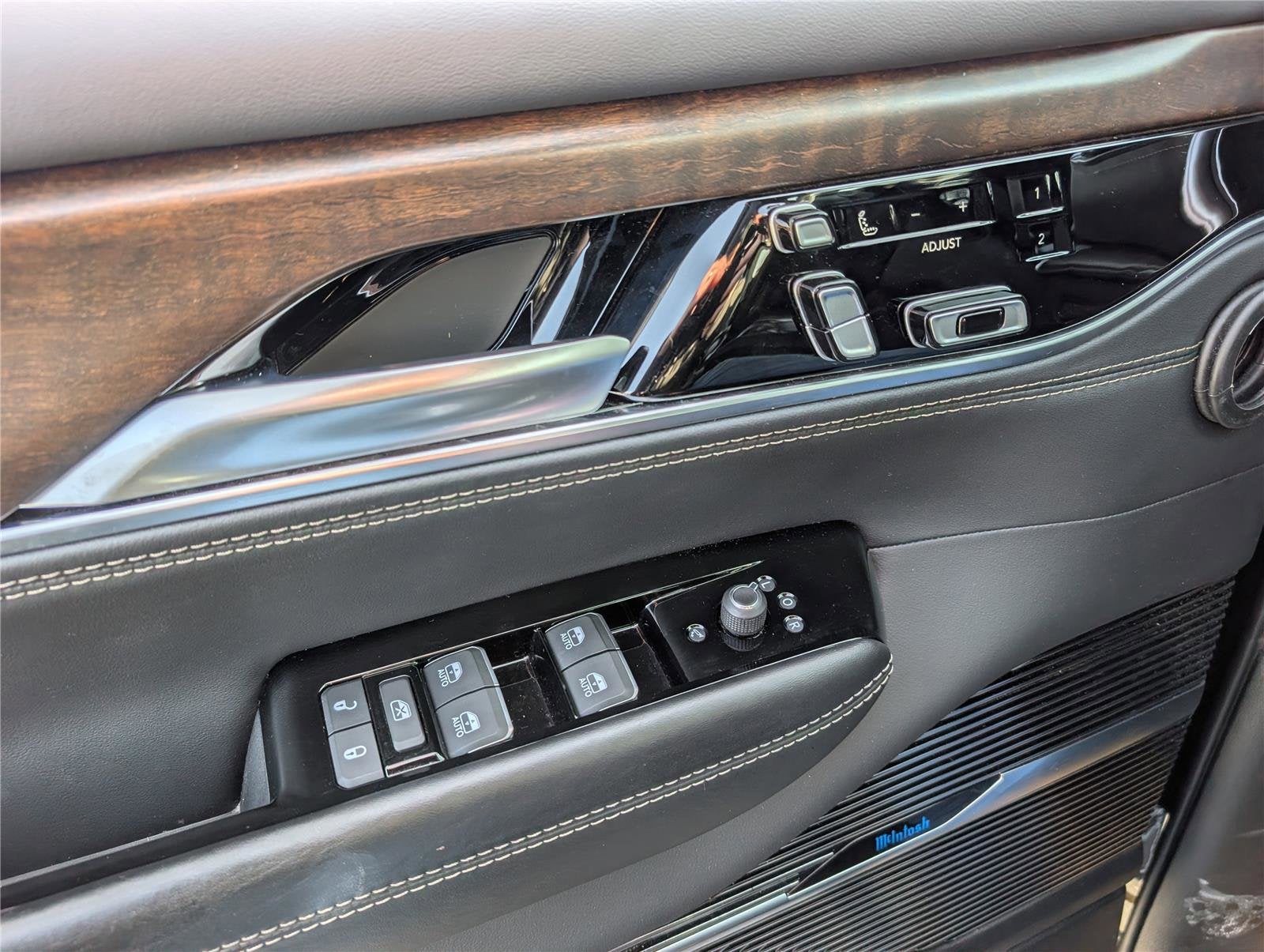 2024 Jeep Grand Wagoneer L 4x4