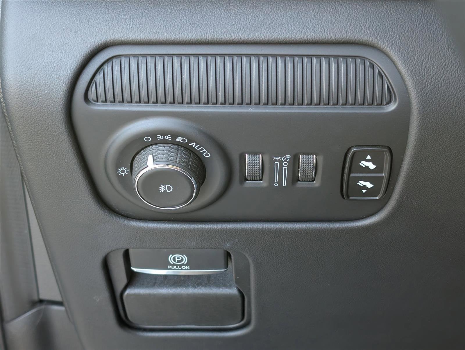 2024 Jeep Grand Wagoneer L Series III