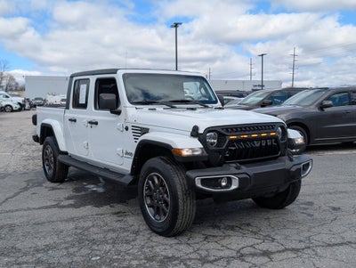 2022 Jeep Gladiator Overland