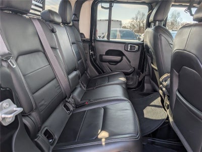 2022 Jeep Gladiator Overland