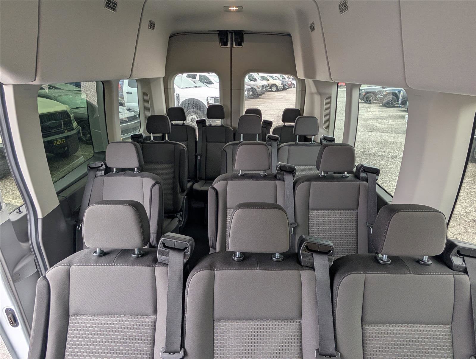 2024 Ford Transit Passenger Wagon XLT