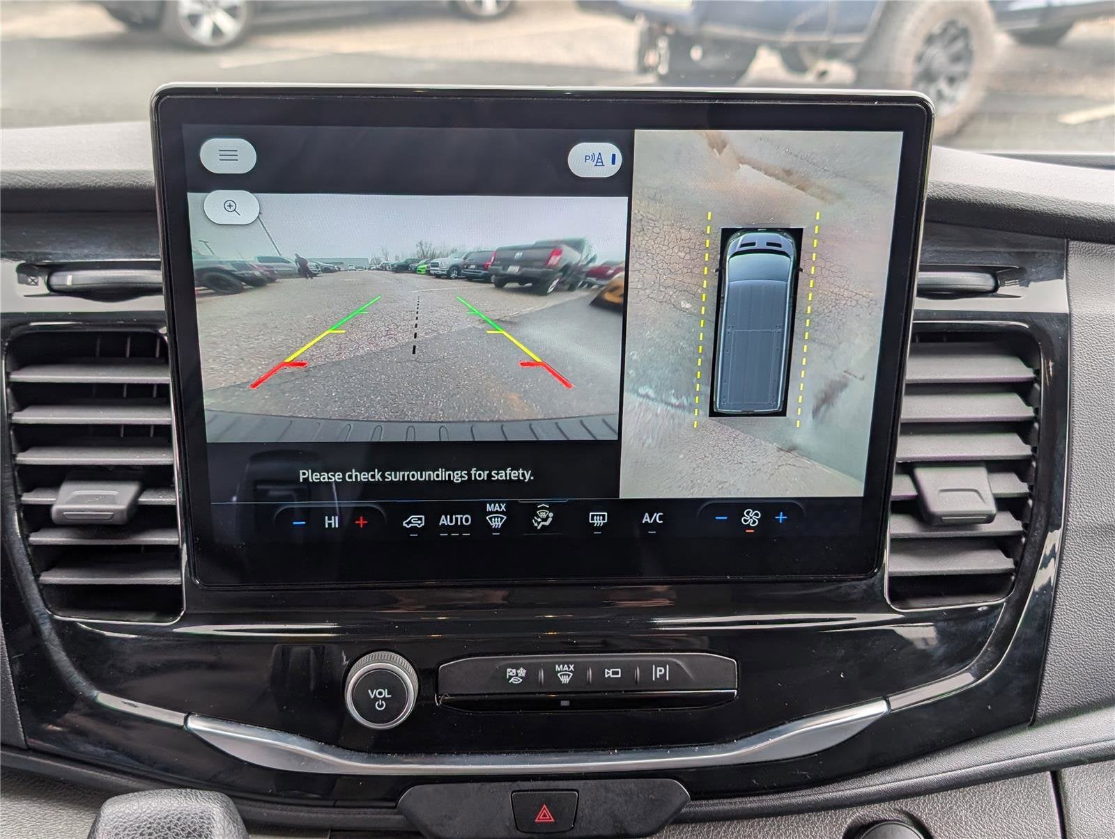 2023 Ford Transit Passenger Wagon XLT