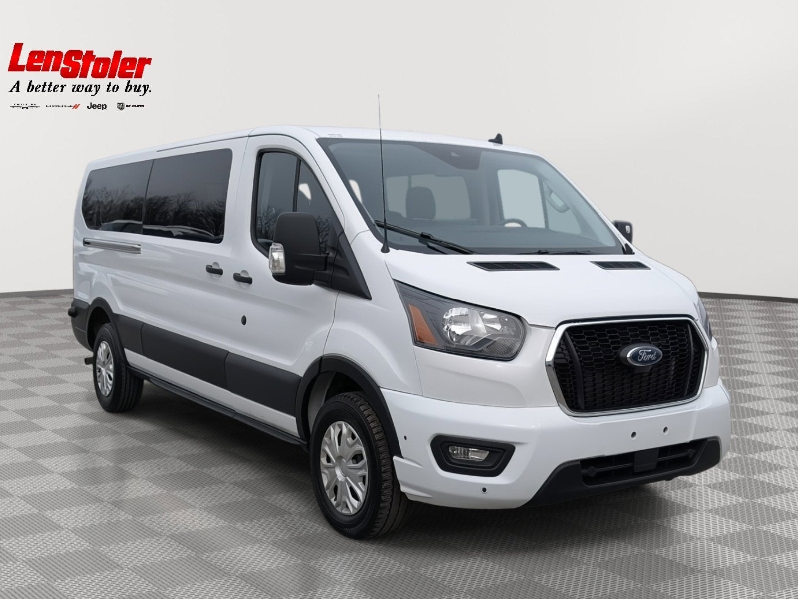 2024 Ford Transit Passenger Wagon XLT