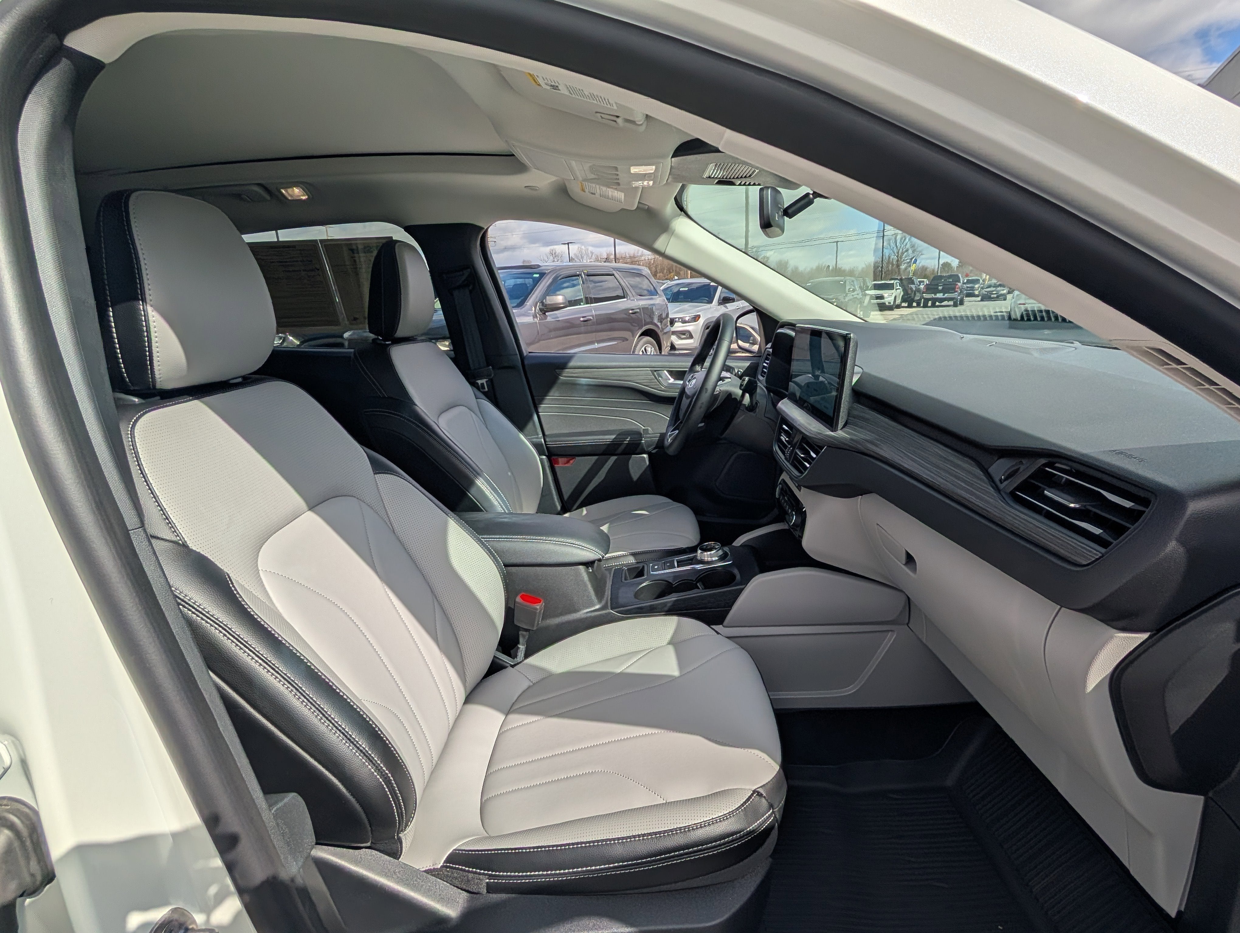 2025 Ford Escape Platinum