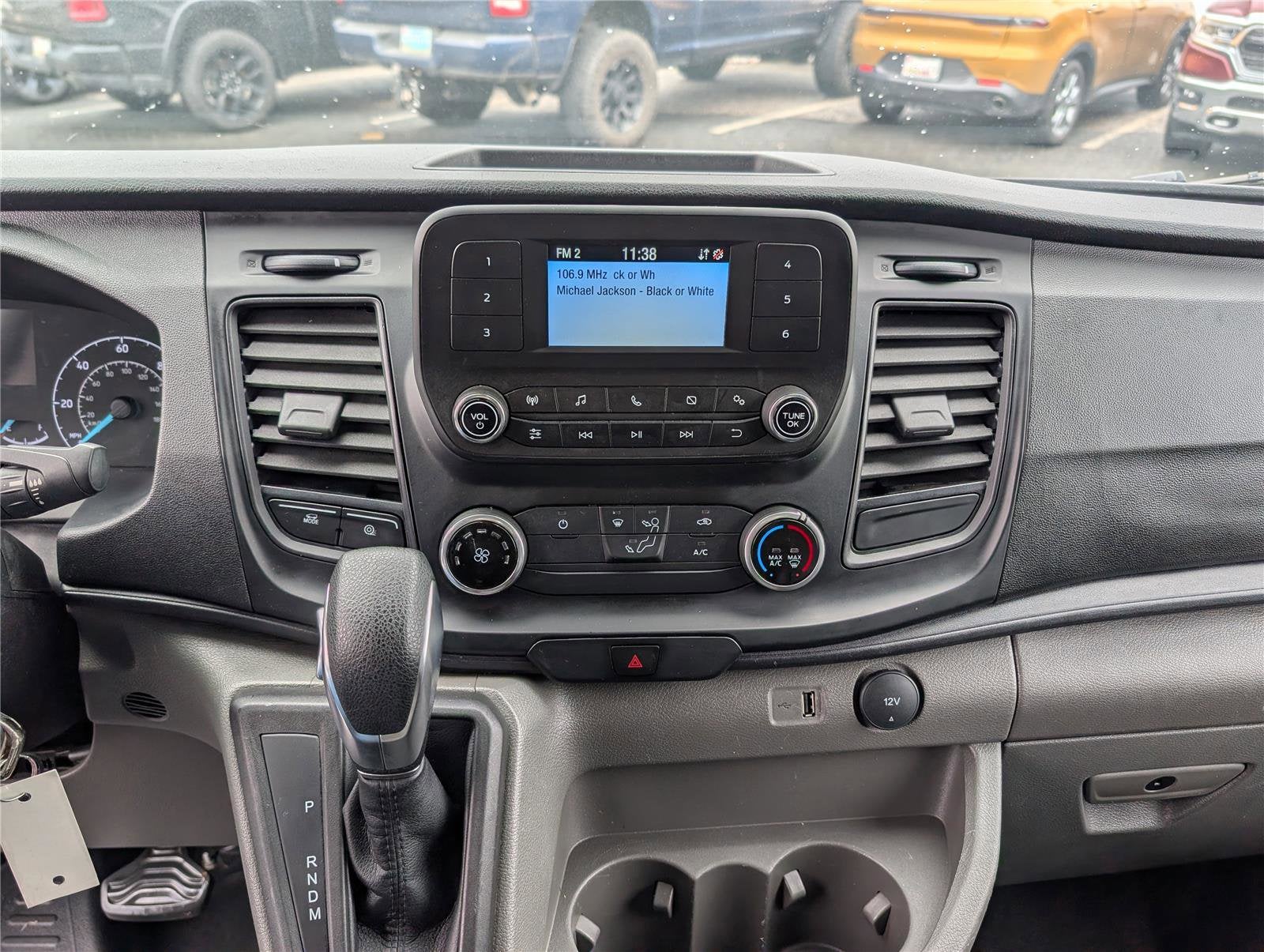 2024 Ford Transit Cargo Van T-250 148" Med Rf 9070 GVWR AWD