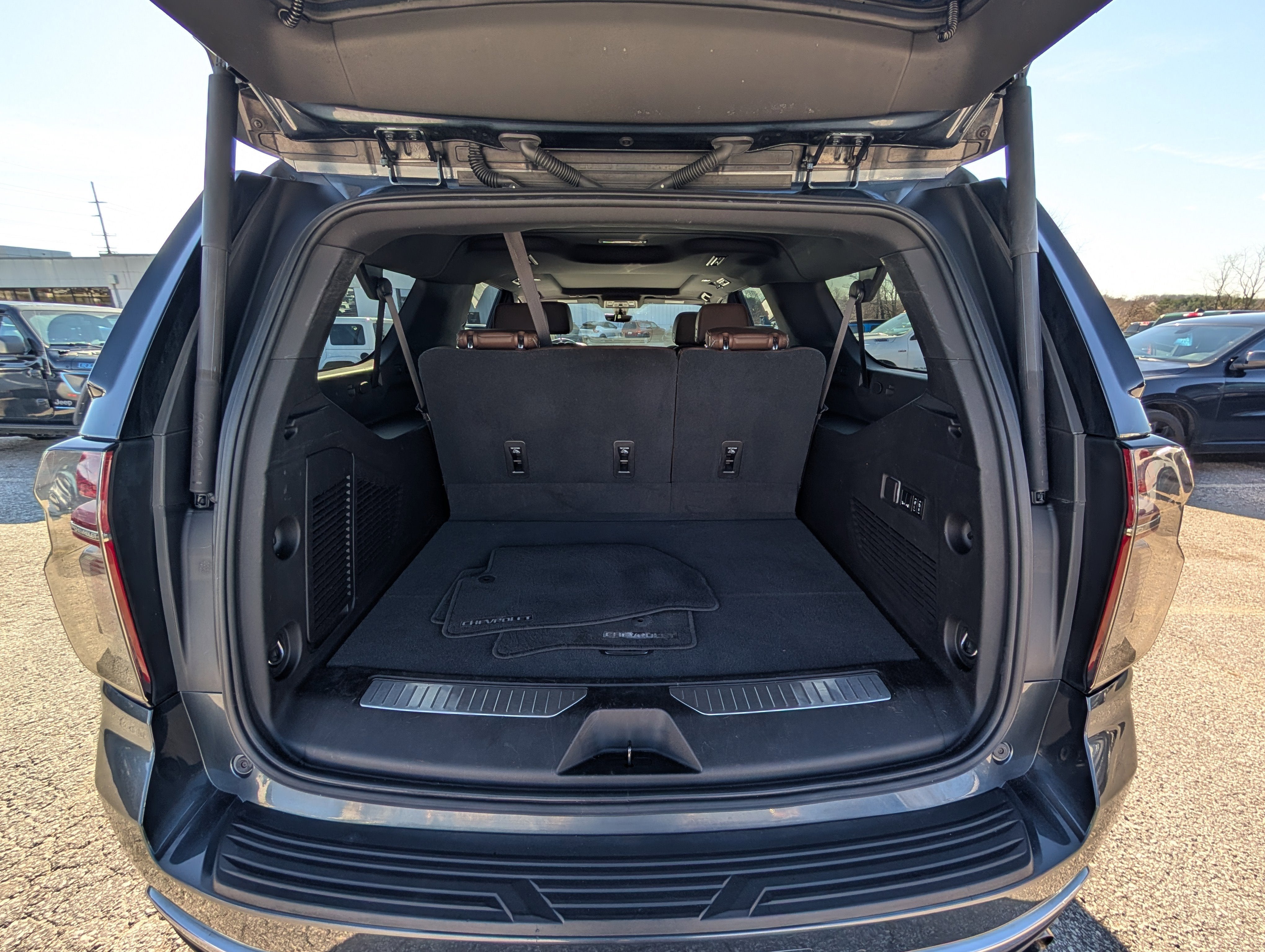 2021 Chevrolet Suburban High Country