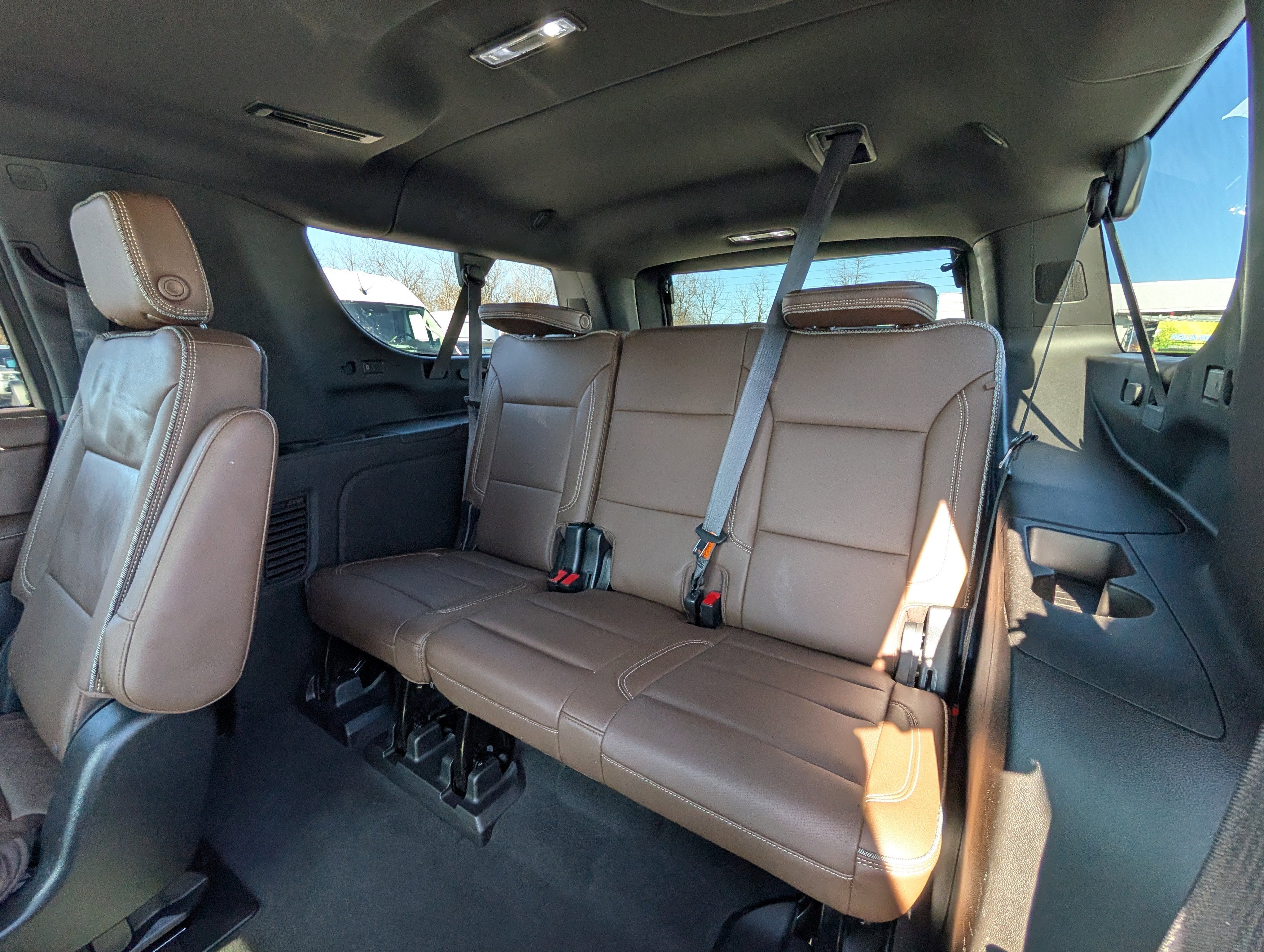 2021 Chevrolet Suburban High Country