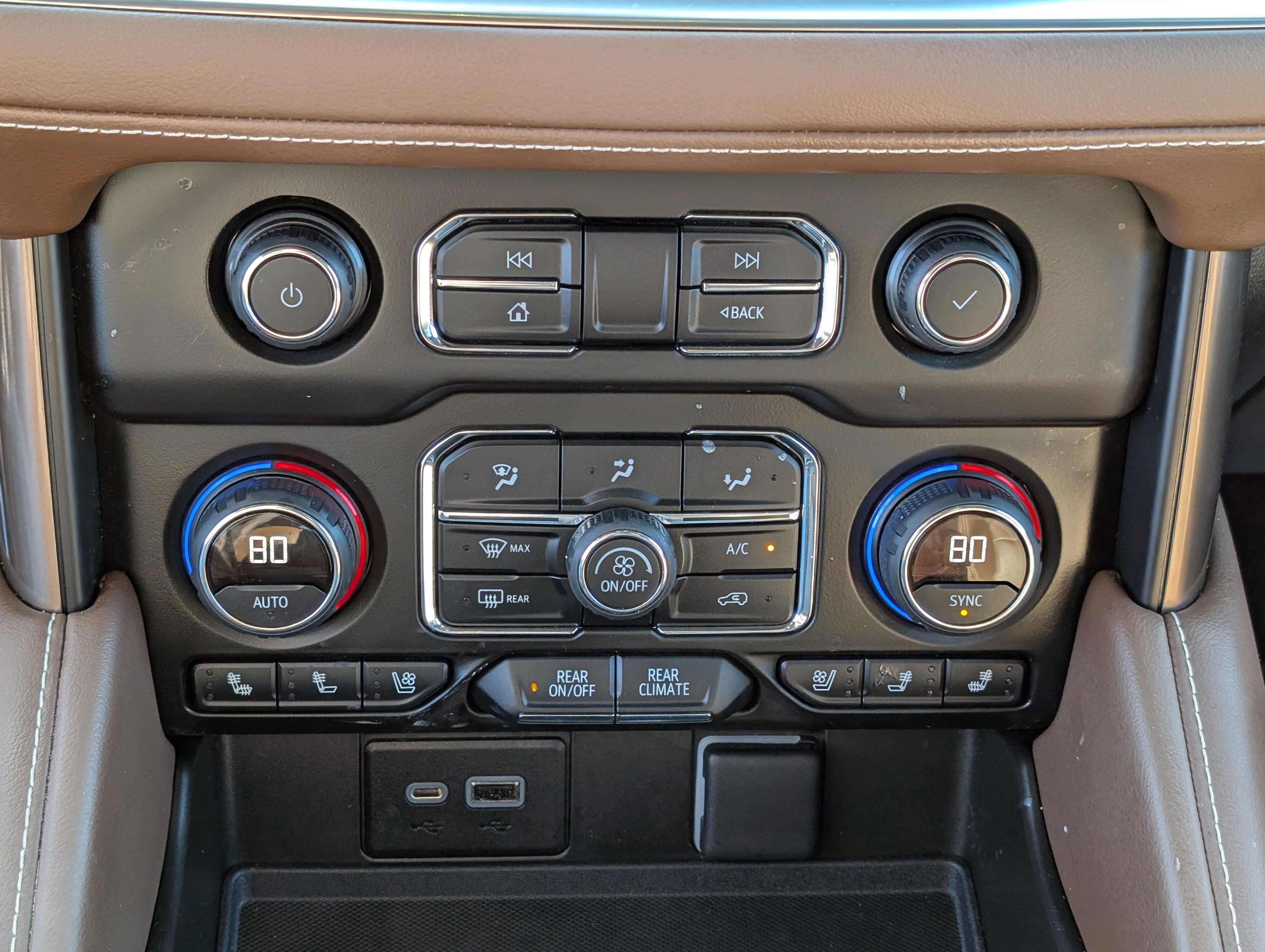 2021 Chevrolet Suburban High Country