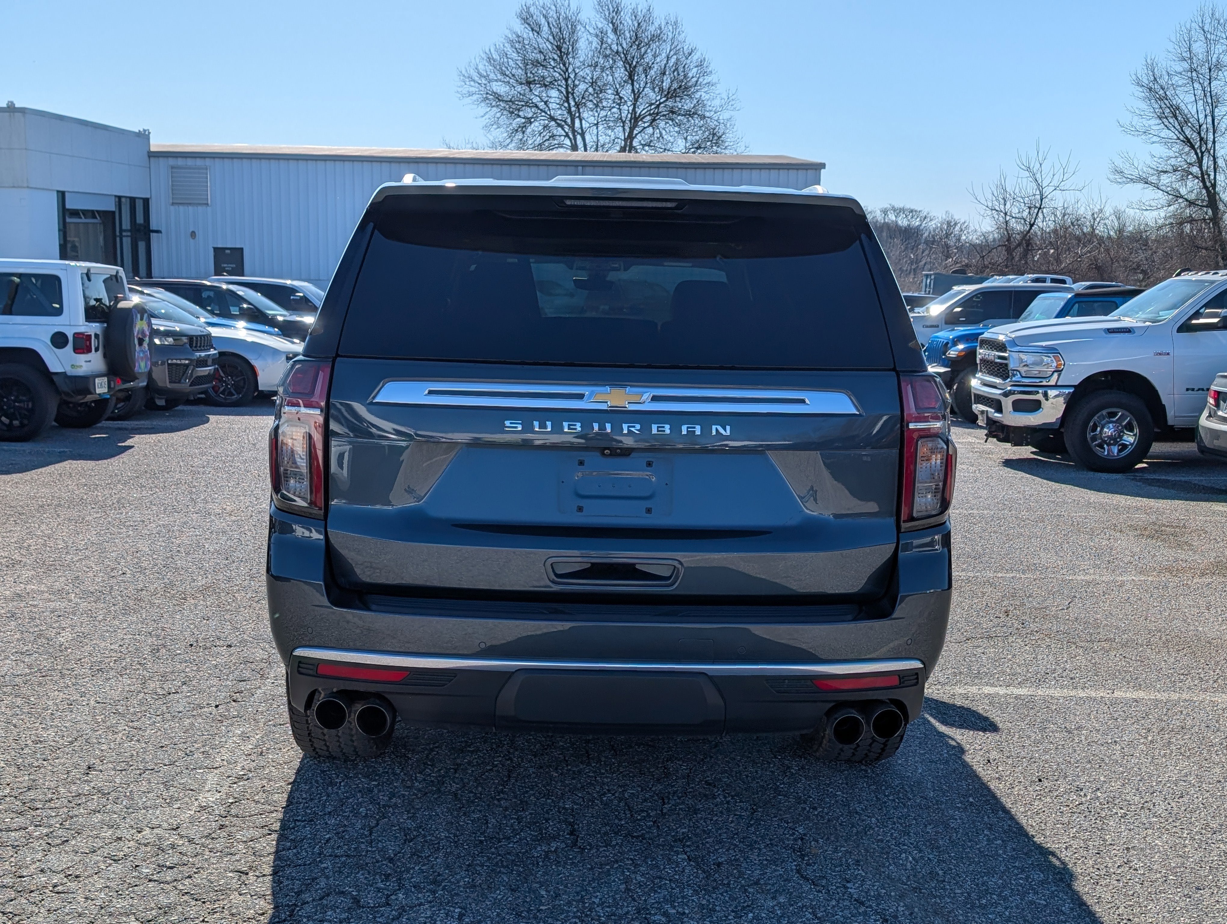 2021 Chevrolet Suburban High Country