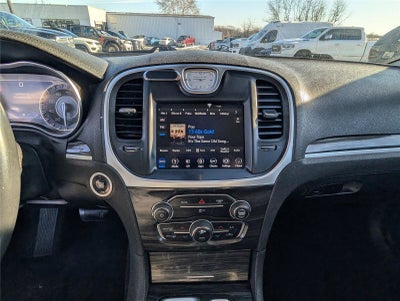 2019 Chrysler 300 Touring