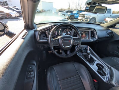 2015 Dodge Challenger R/T Scat Pack Shaker