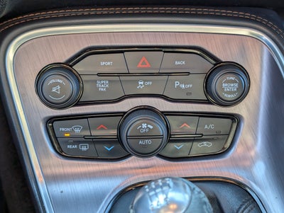 2015 Dodge Challenger R/T Scat Pack Shaker