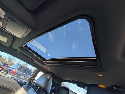 2015 Dodge Challenger R/T Scat Pack Shaker