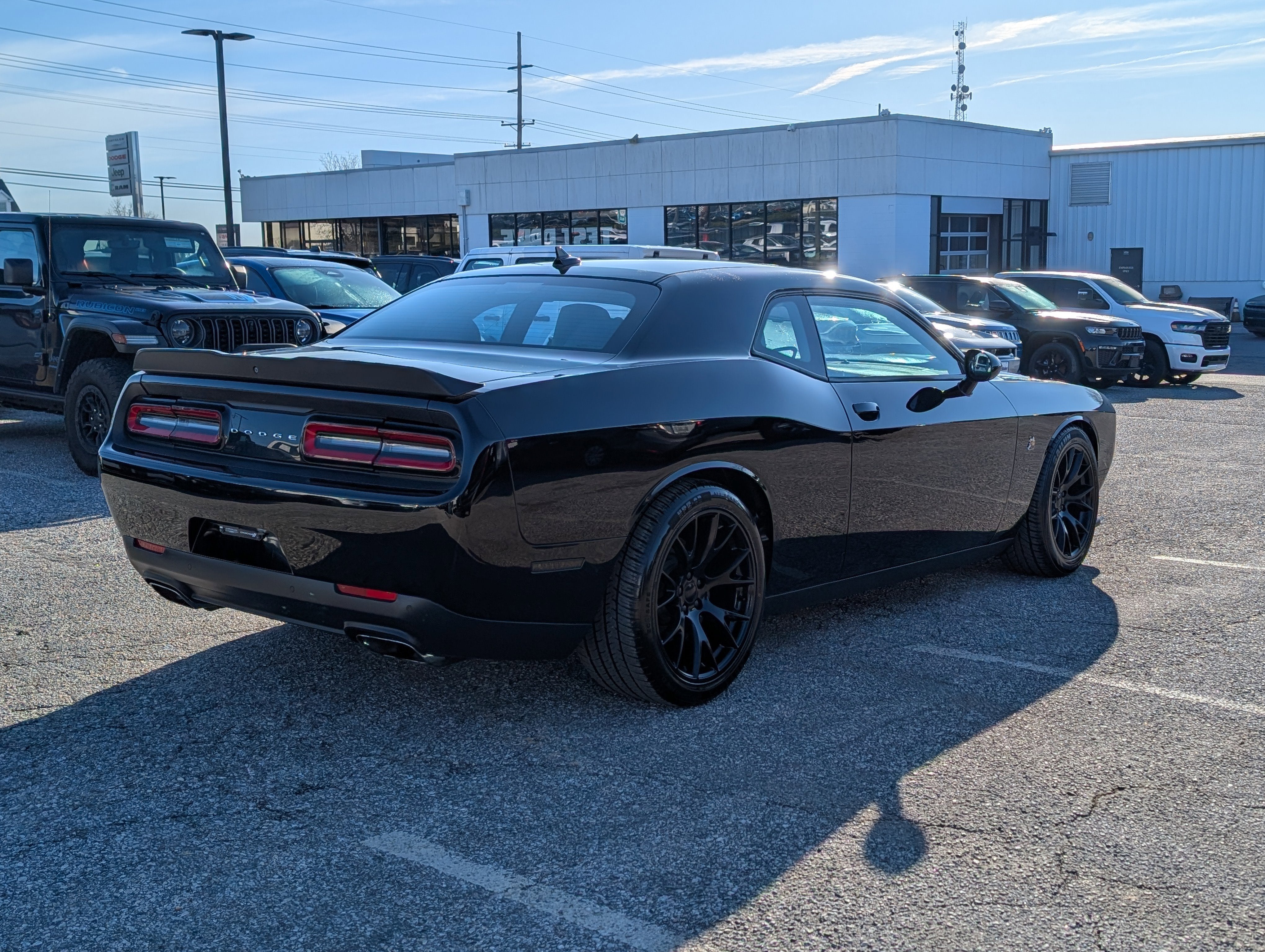 2015 Dodge Challenger R/T Scat Pack Shaker