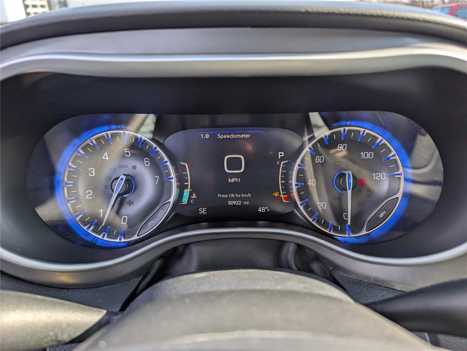 2025 Chrysler Pacifica Select