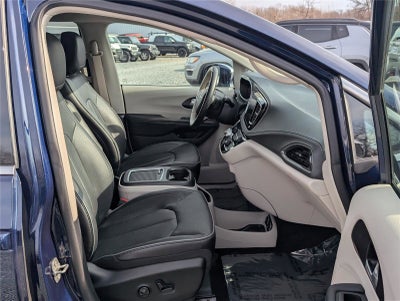 2020 Chrysler Pacifica Hybrid Limited