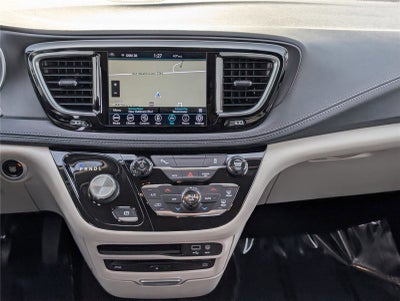 2020 Chrysler Pacifica Hybrid Limited