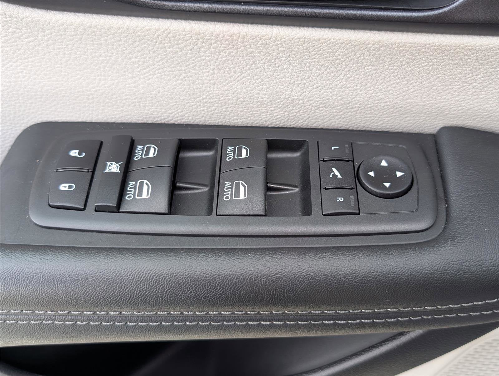 2020 Chrysler Pacifica Hybrid Limited