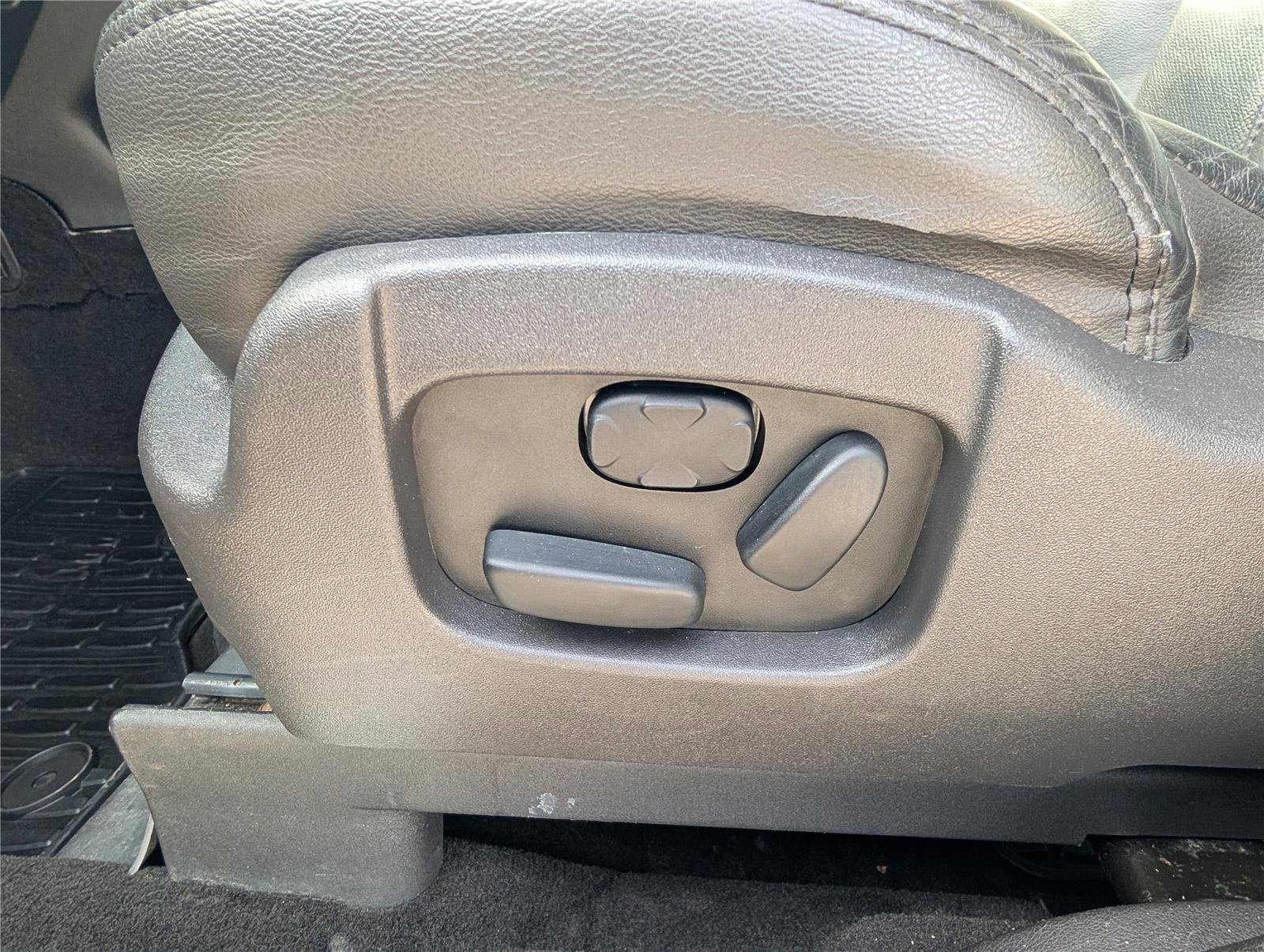 2019 Lincoln MKT Standard