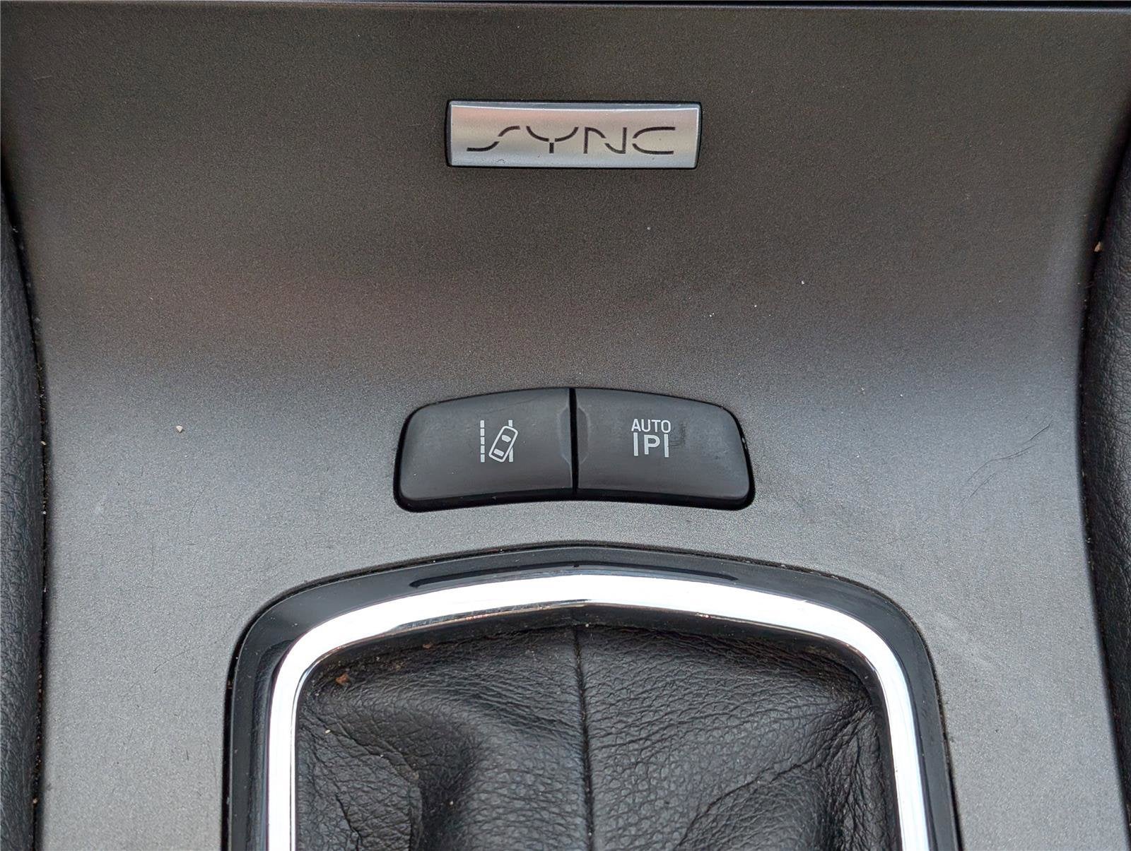 2019 Lincoln MKT Standard