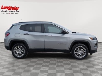 2022 Jeep Compass Latitude Lux