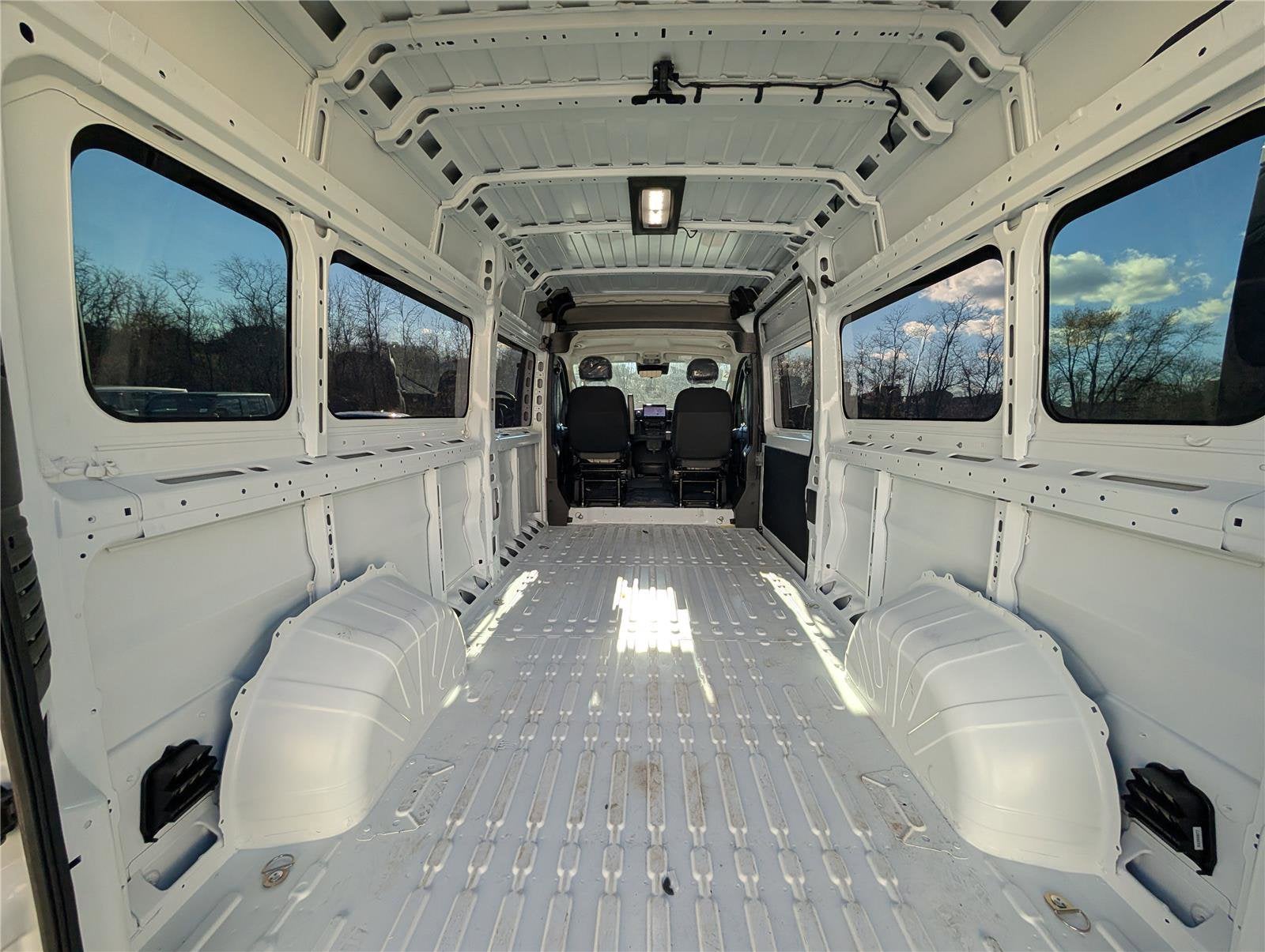 2025 RAM ProMaster Window Van SLT+