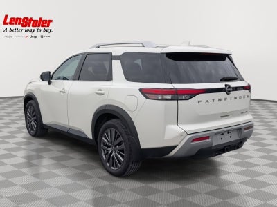 2022 Nissan Pathfinder SL