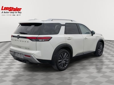 2022 Nissan Pathfinder SL