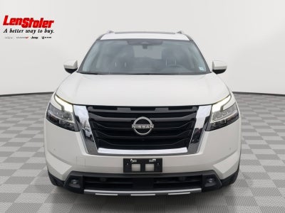 2022 Nissan Pathfinder SL