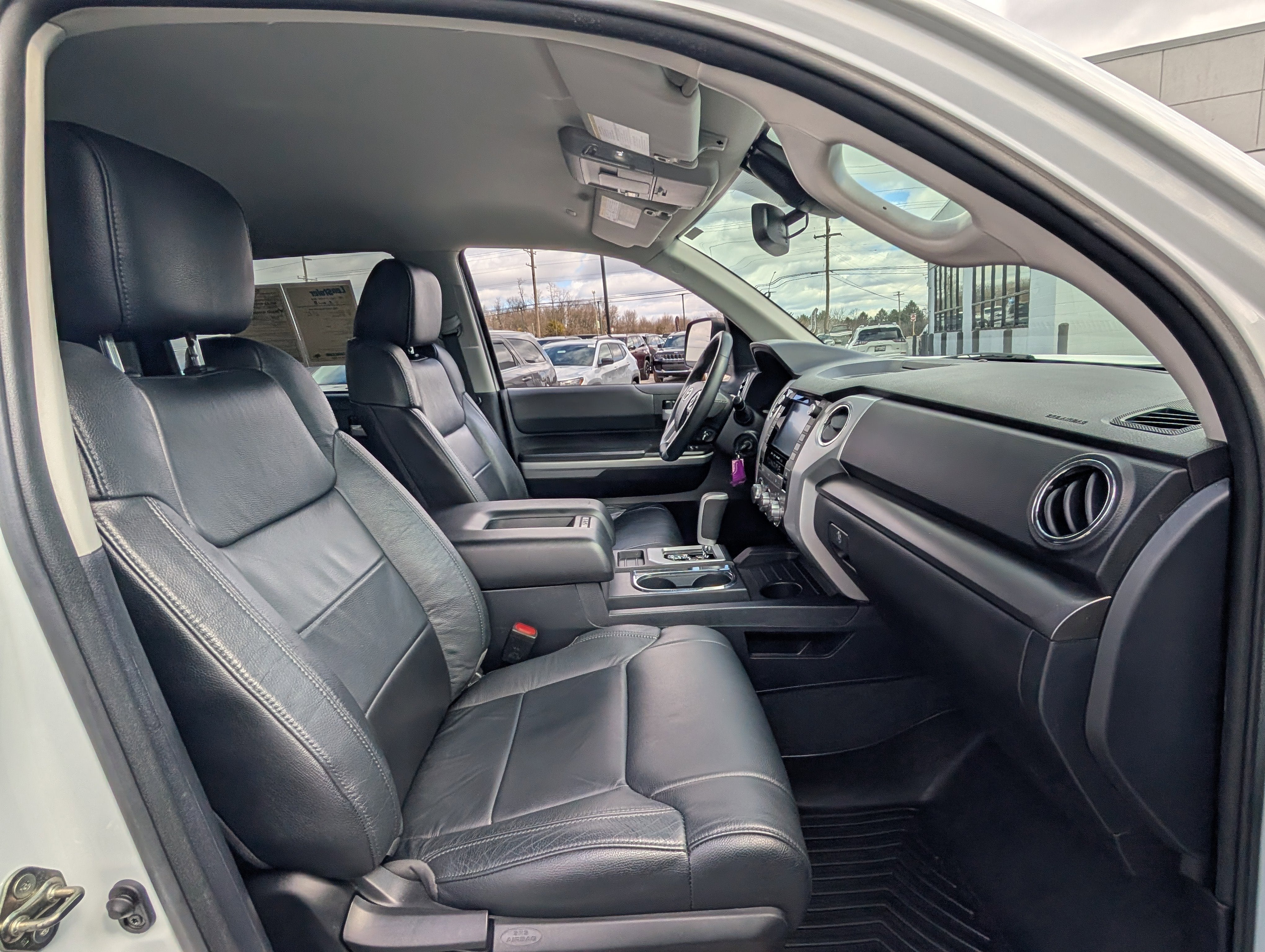 2020 Toyota Tundra 2WD SR5