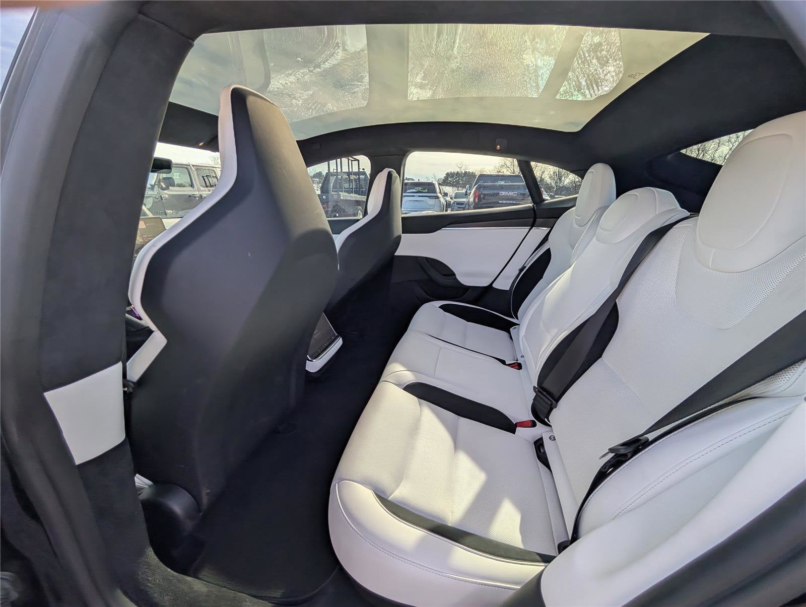 2024 Tesla Model S Plaid