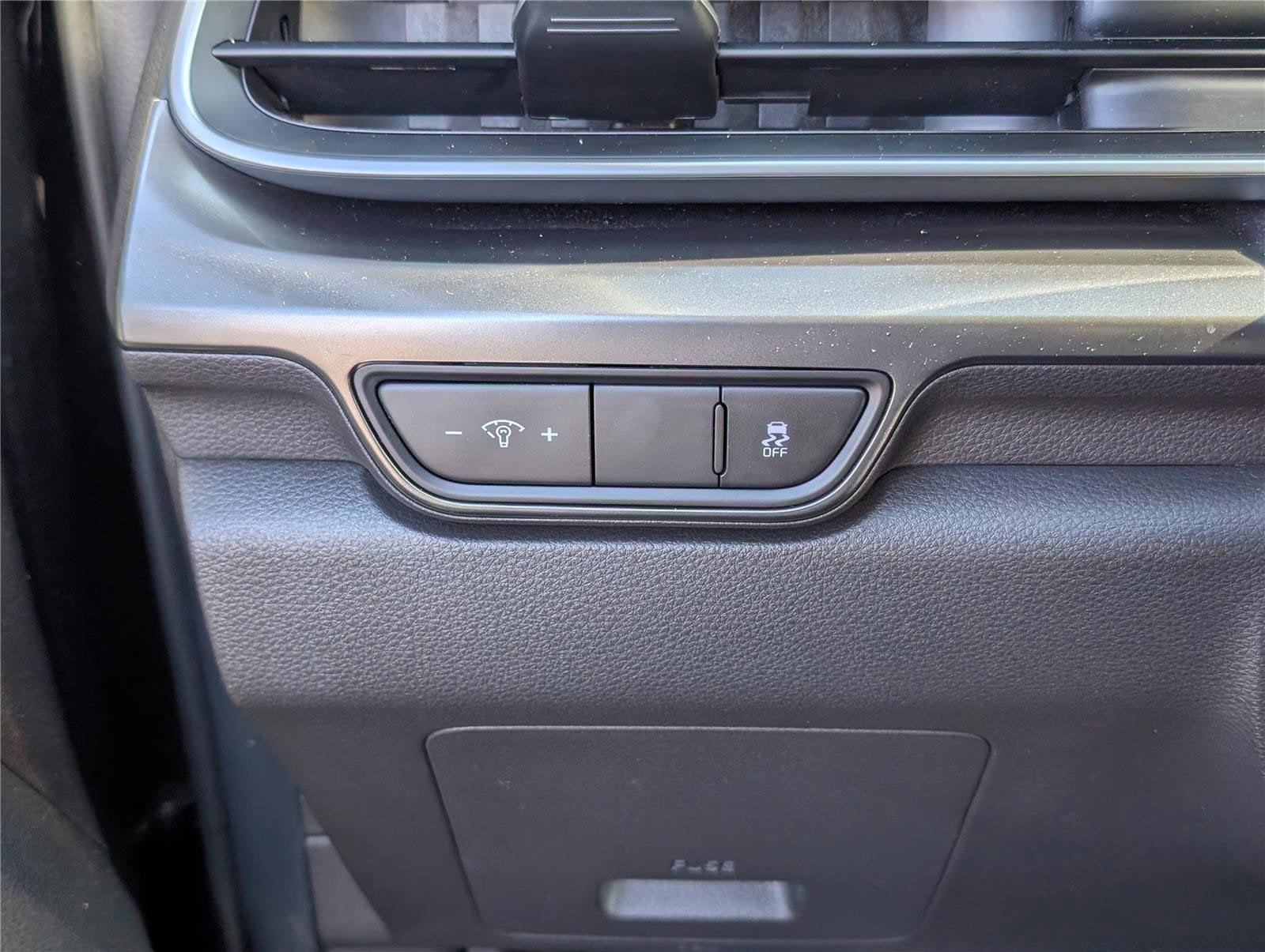 2025 Kia Carnival SX