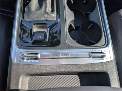 2025 Kia Carnival SX