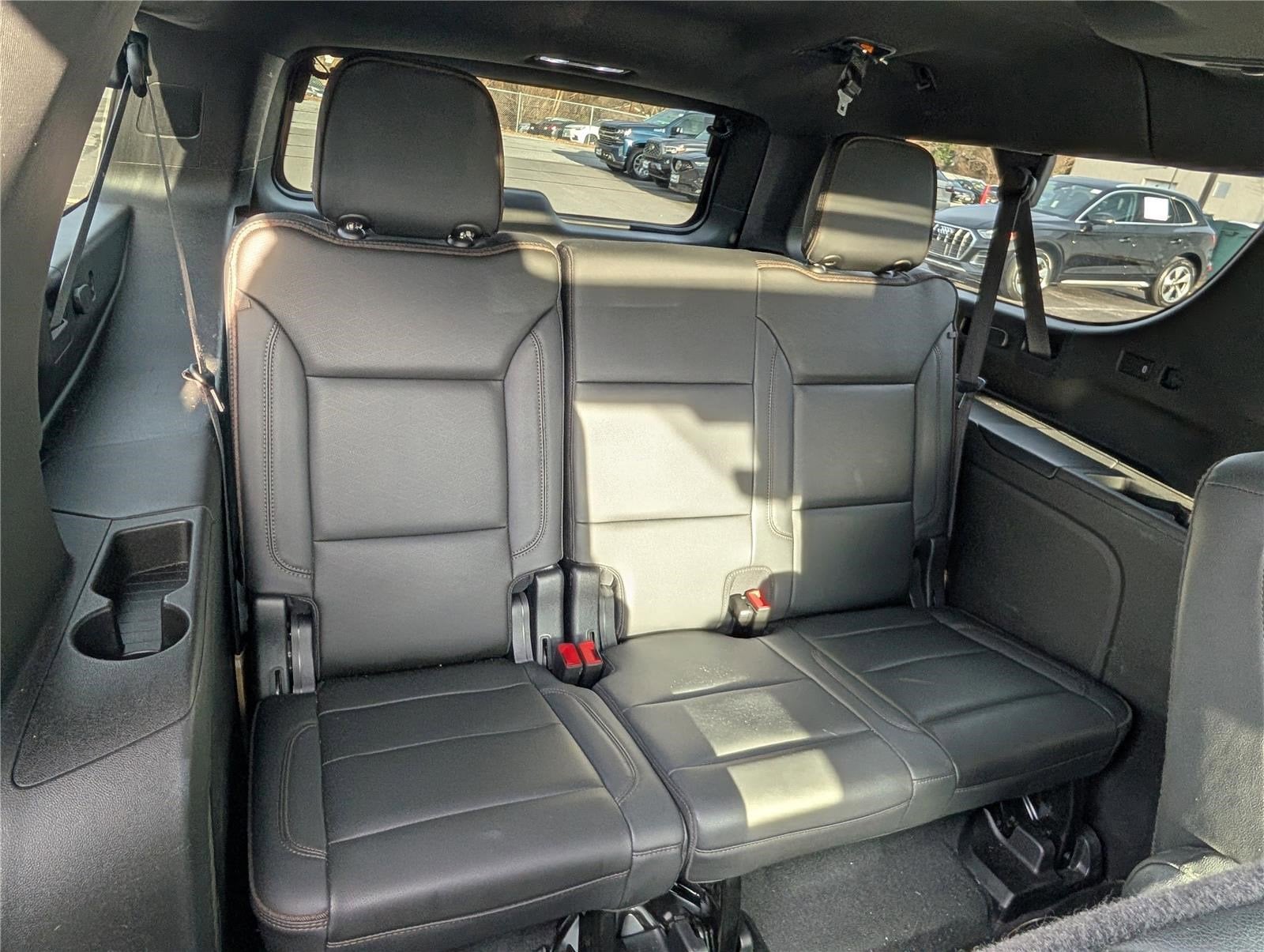 2022 Chevrolet Suburban High Country