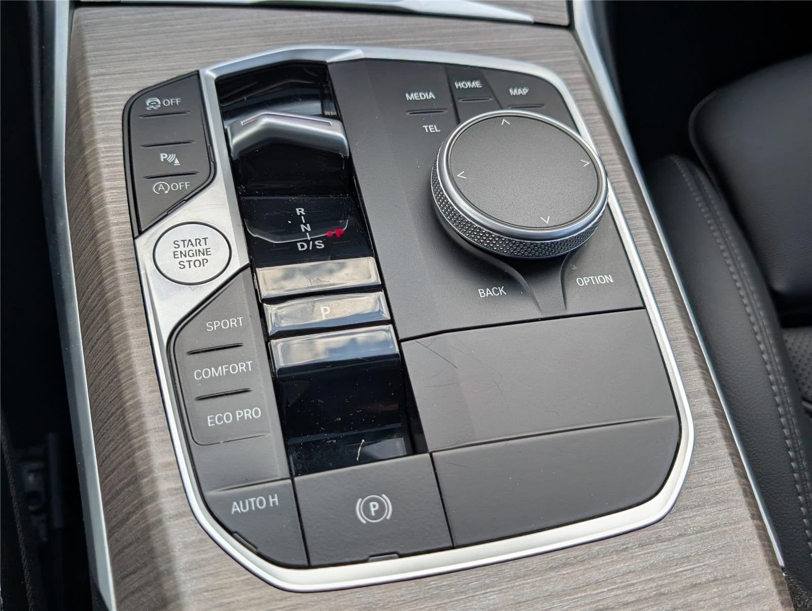 2025 BMW 3 Series 330i