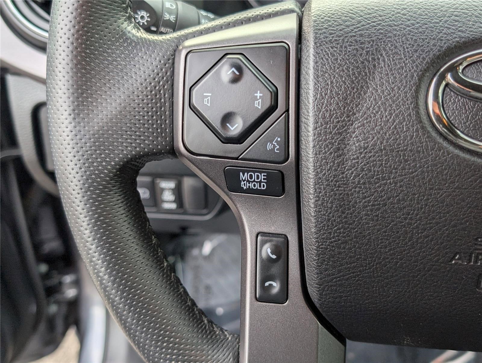 2022 Toyota Tacoma 4WD SR