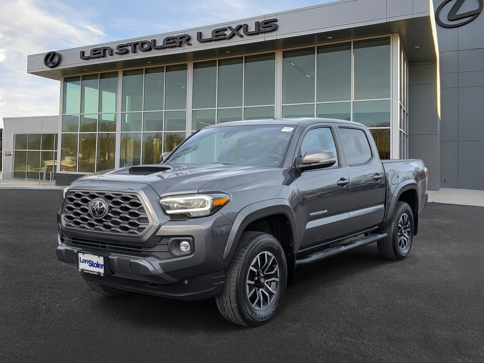 2022 Toyota Tacoma 4WD SR