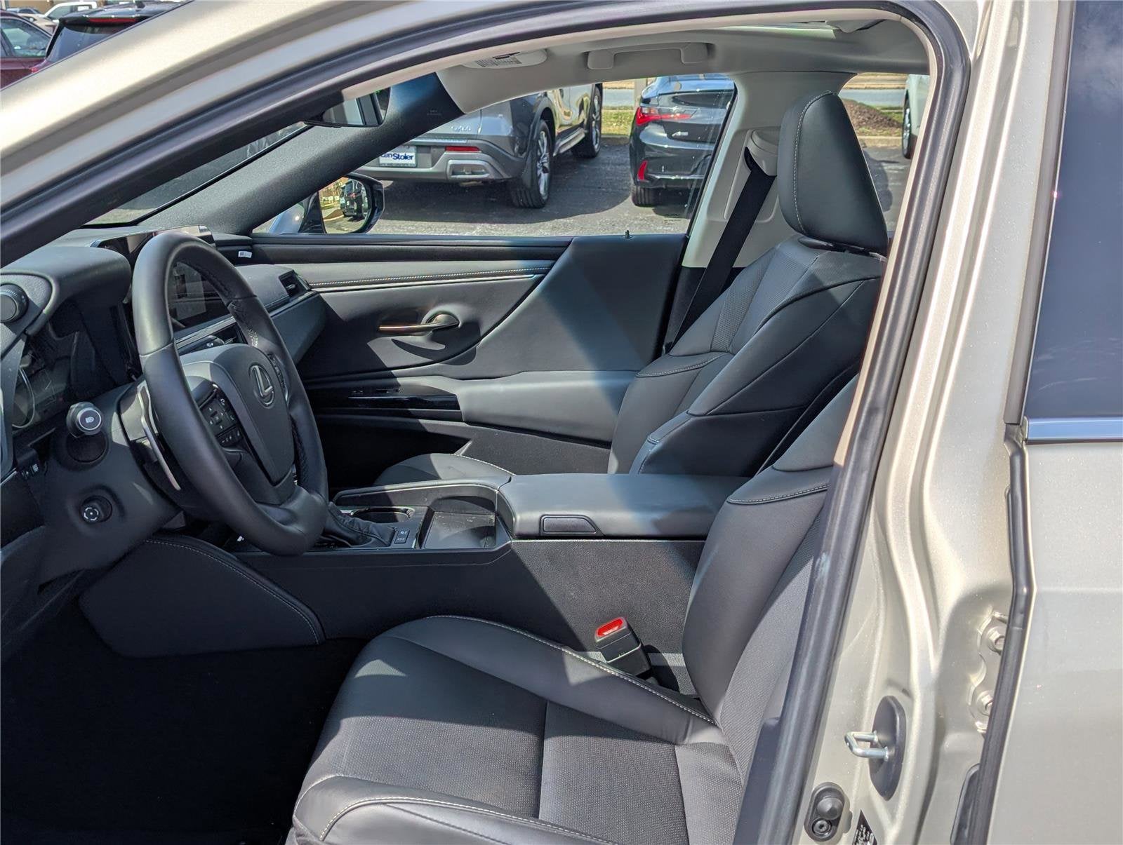 2025 Lexus ES 300h FWD