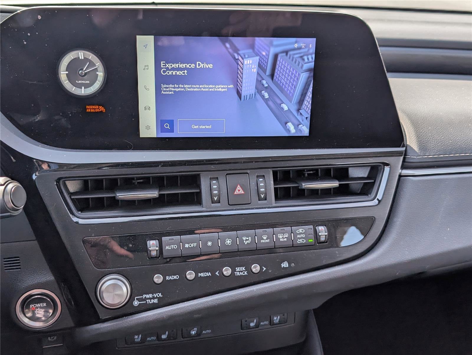 2025 Lexus ES 300h FWD