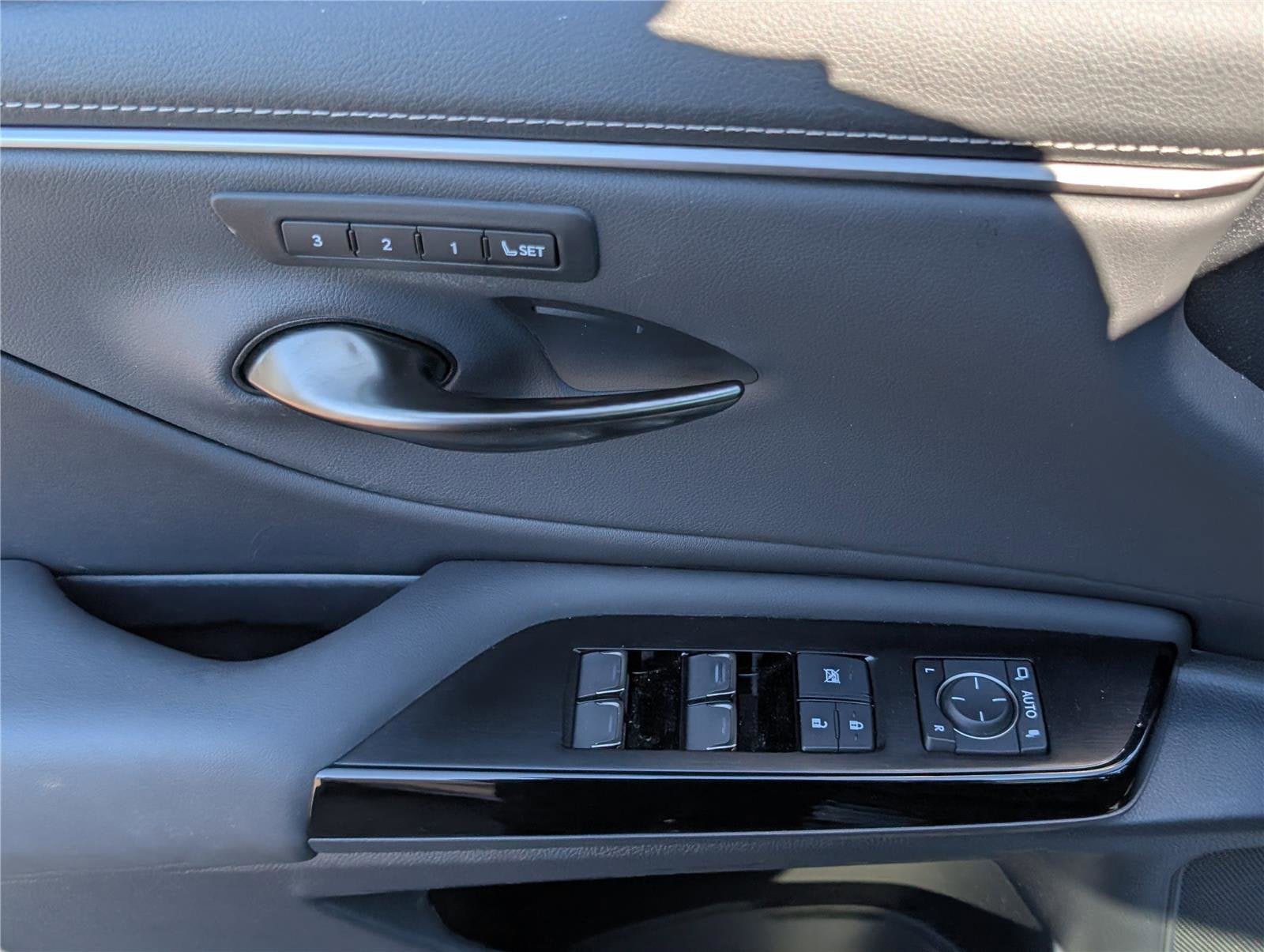 2023 Lexus ES 350 FWD